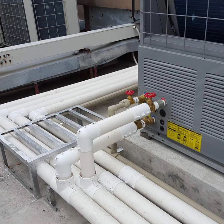 9317356616_1840622466