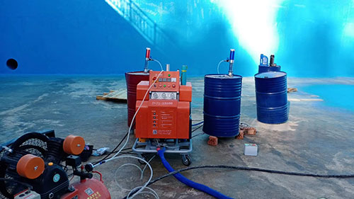 油漆噴涂機能噴聚脲嗎(圖1) H5600聚脲噴涂機施工案例